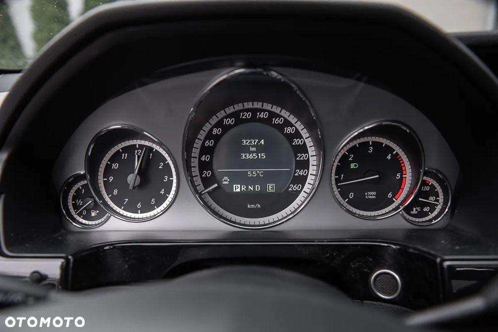 Mercedes-Benz Klasa E 350 CDI BlueEff Avantgarde - 20