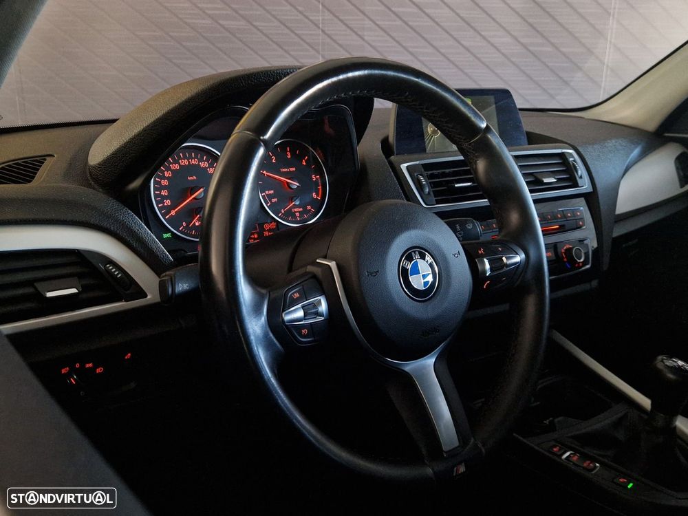 BMW 116 d EDynamics Advantage - 17