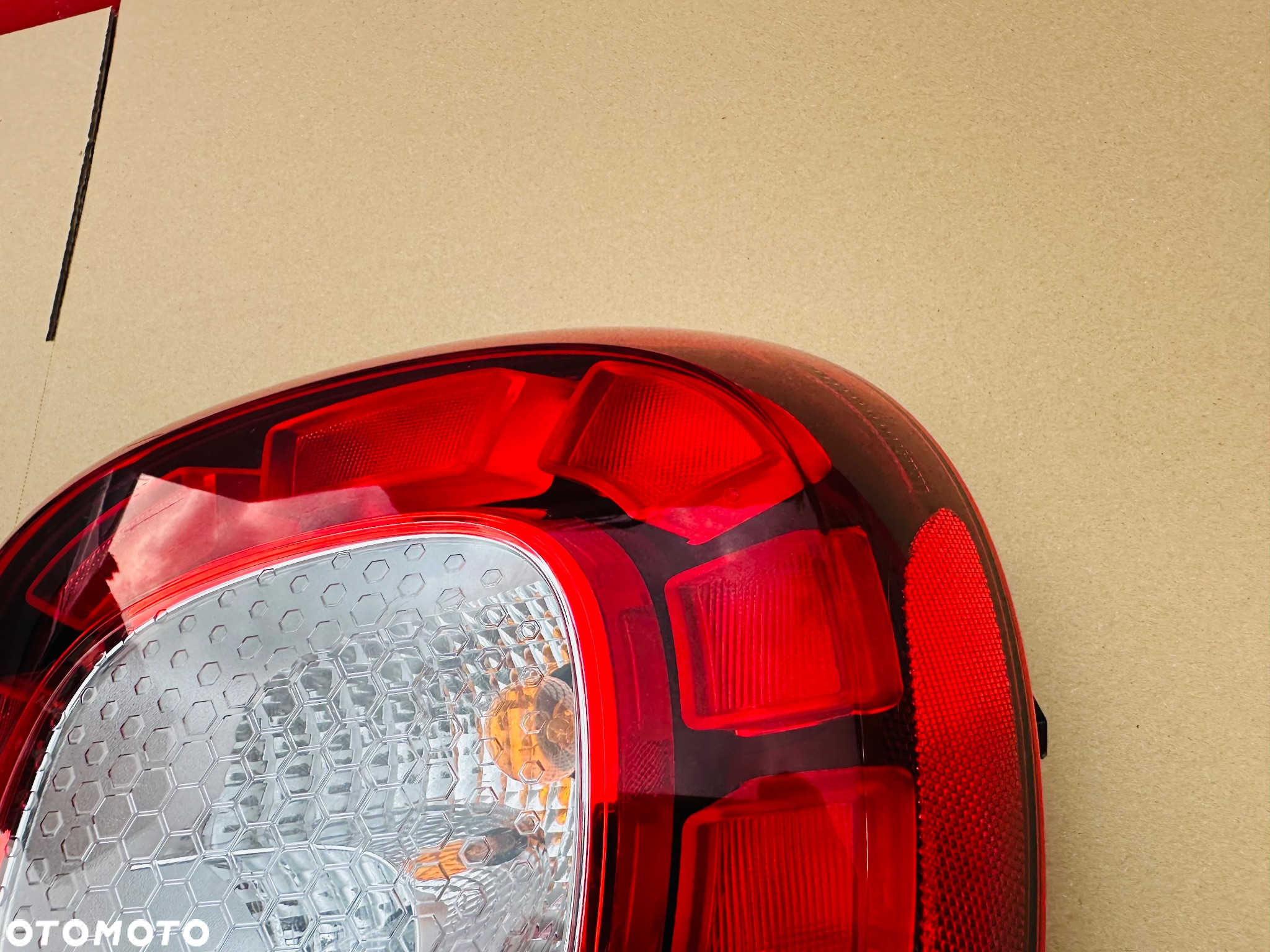 LAMPA TYLNA TYŁ PRAWA SMART FORFOUR IDEALNA EU - 3