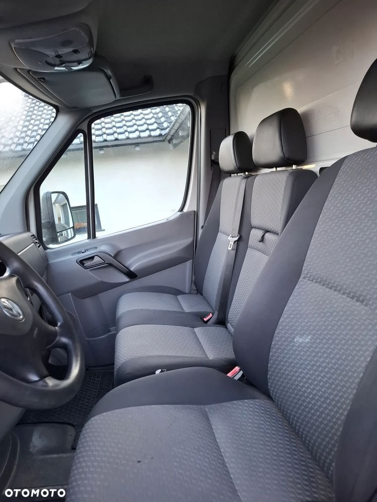 Volkswagen CRAFTER - 11