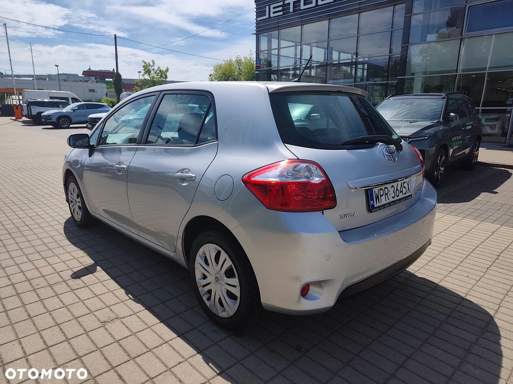 Toyota Auris 1.6 Sol - 7