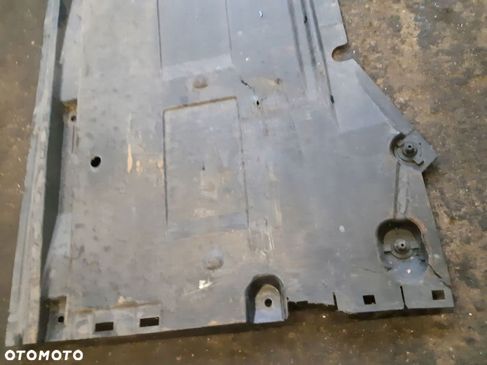 audi a4 b8 a5 osłona płyta podłogi podwozia prawa - 10