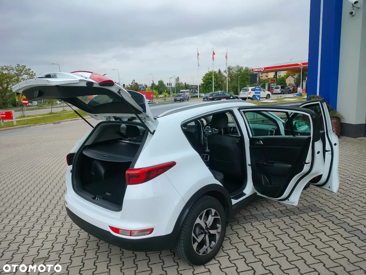 Kia Sportage 1.7 CRDI 2WD Dream-Team Edition - 14