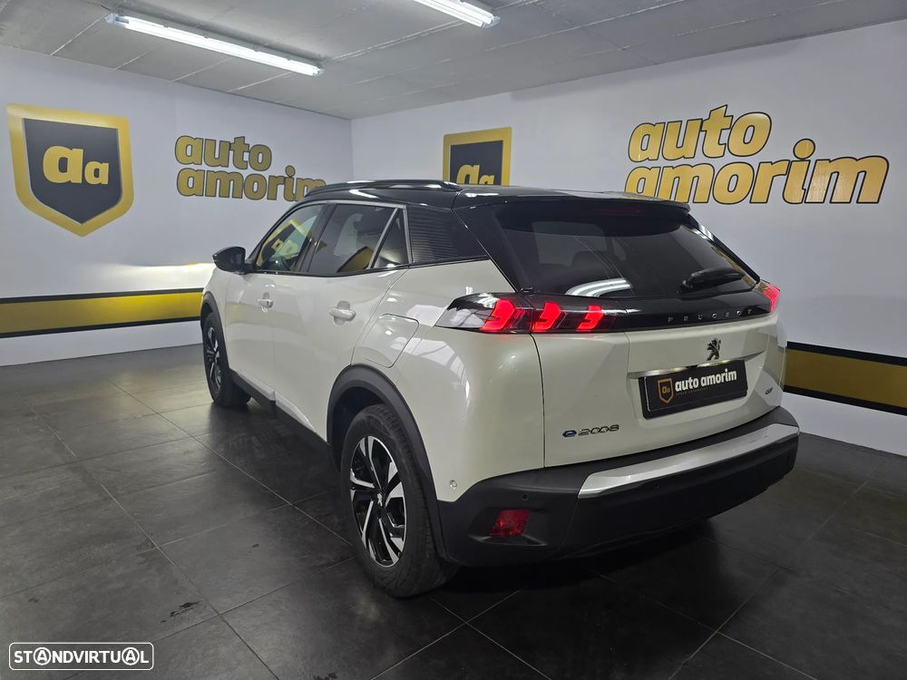 Peugeot e-2008 50 kWh GT Pack - 9