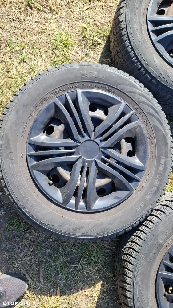Toyota Auris - 19