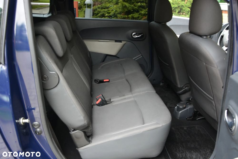 Dacia Lodgy 1.6 MPI 85 Laureate - 30
