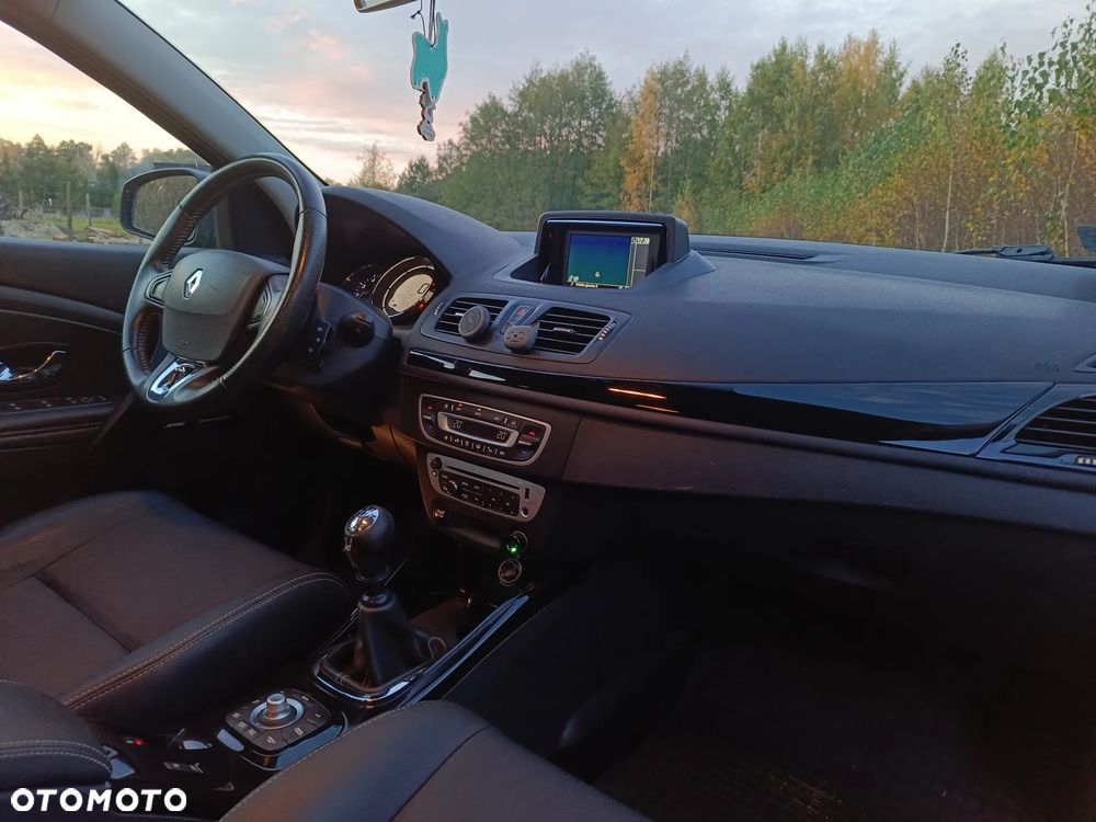 Renault Megane 1.6 dCi Energy Bose Edition - 9