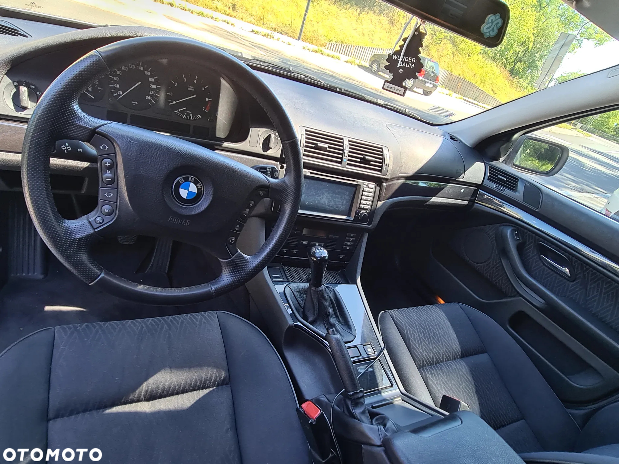 BMW Seria 5 520i - 21
