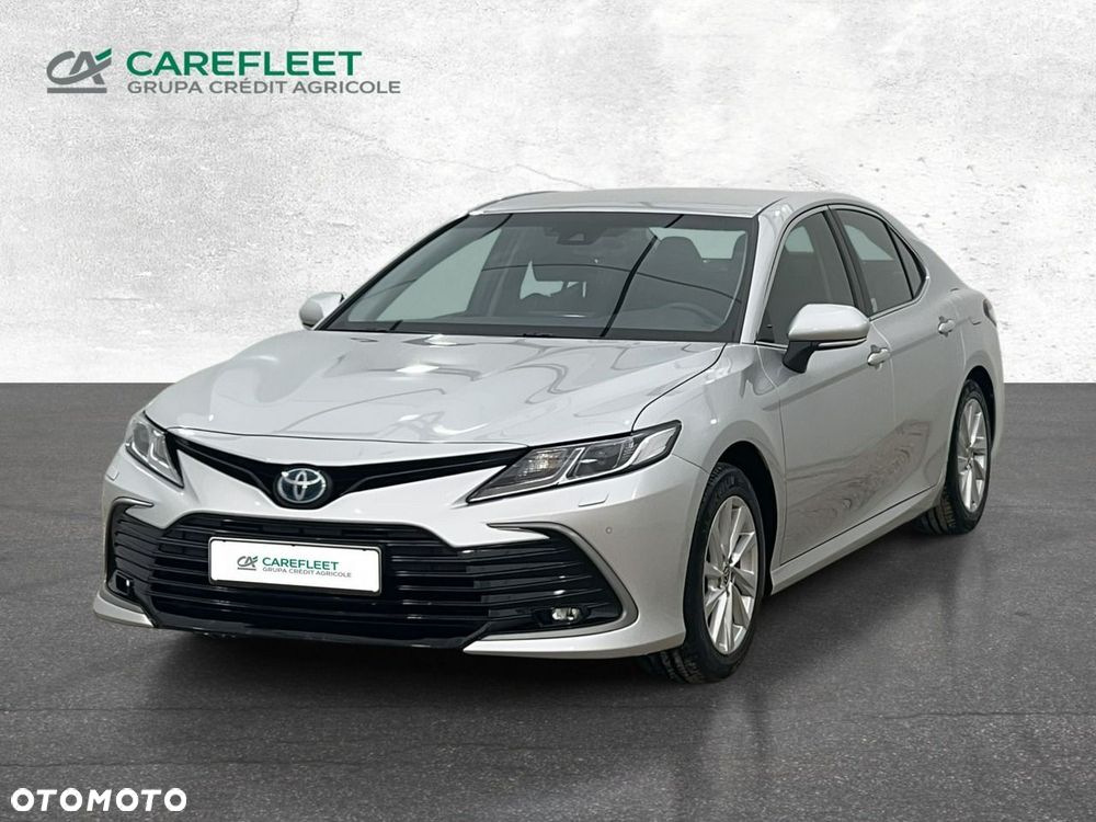 Toyota Camry - 1