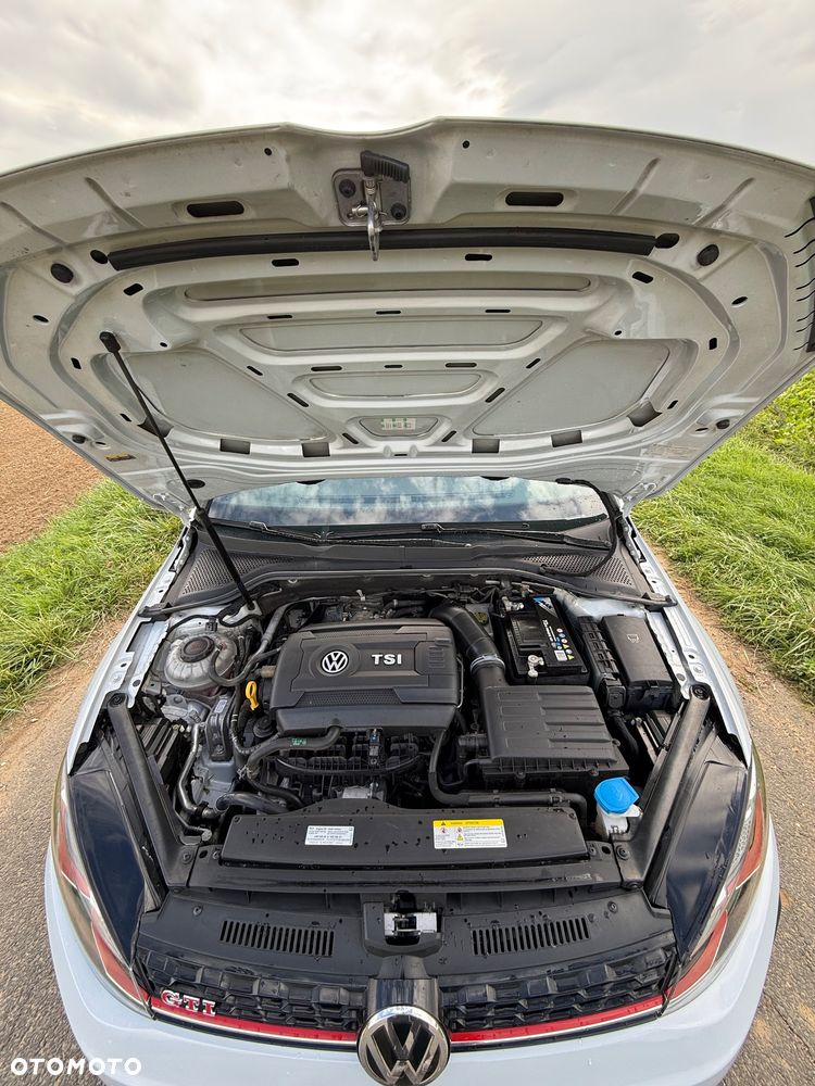 Volkswagen Golf 2.0 TSI GTI TCR DSG - 20