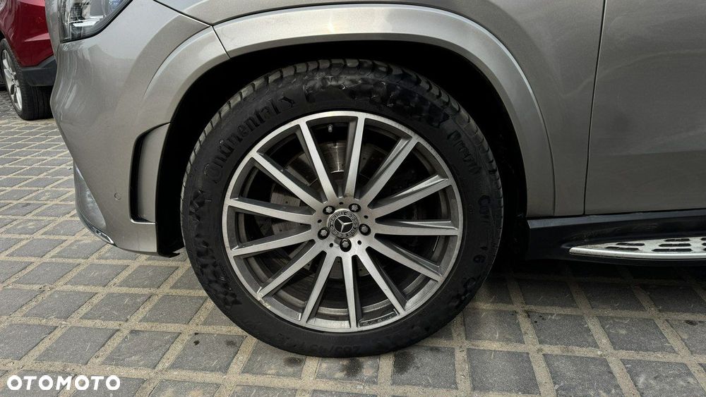 Mercedes-Benz GLS - 40