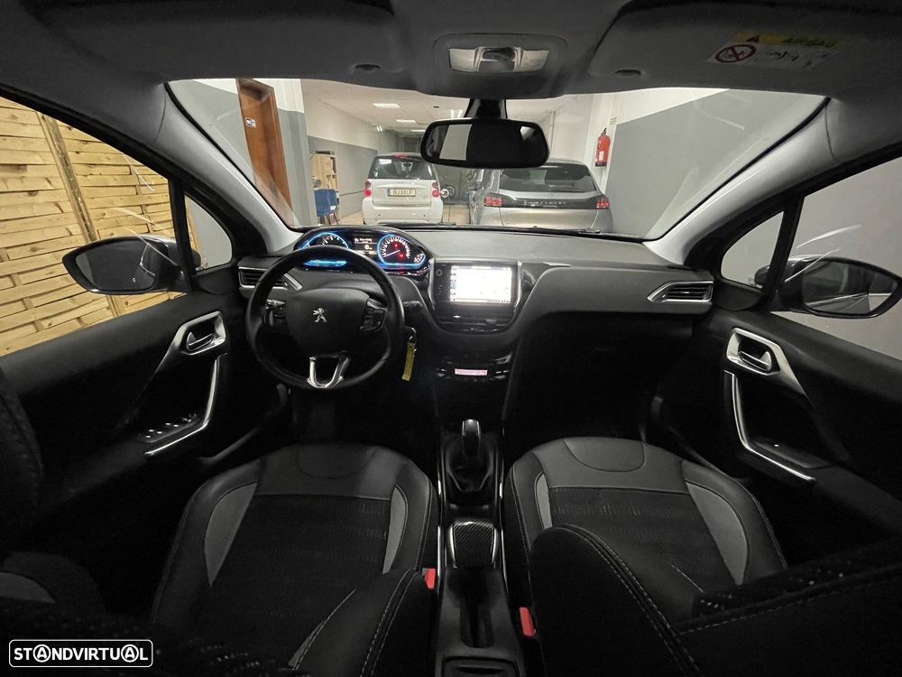 Peugeot 2008 PureTech 110 Stop&Start Allure - 25