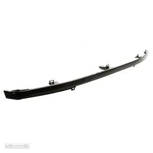 Friso da frente fundo da grelha Nissan D22 - 1