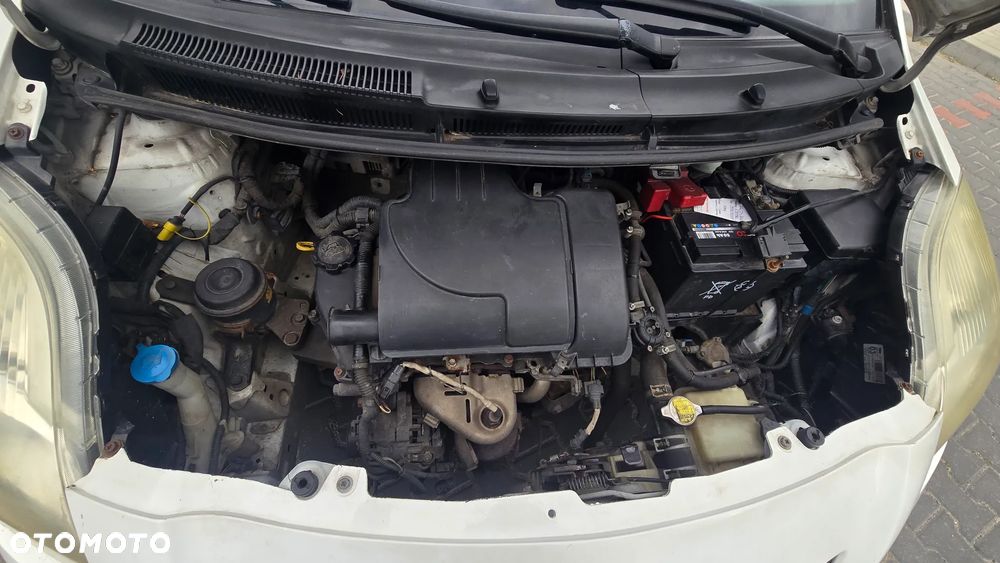 Toyota Yaris 1.0 Luna - 14