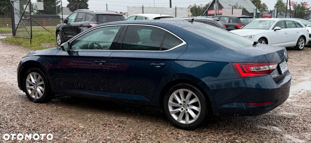 Skoda Superb 1.4 TSI ACT Sportline DSG - 38