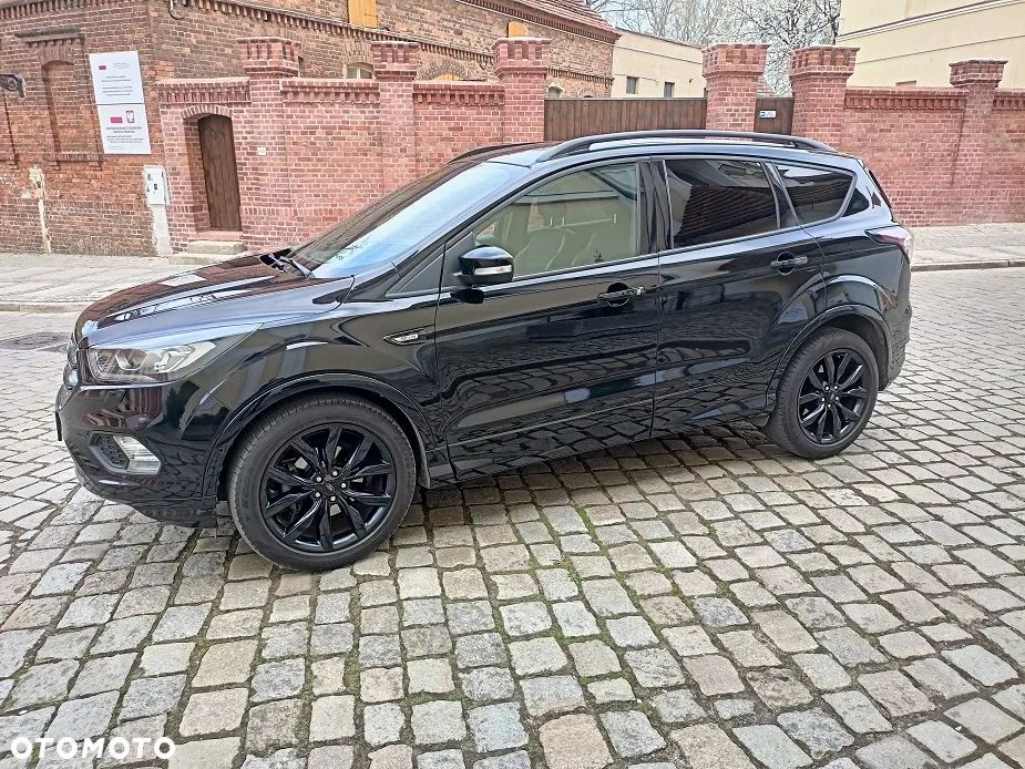 Ford Kuga 1.5 EcoBoost 2x4 ST-Line - 37