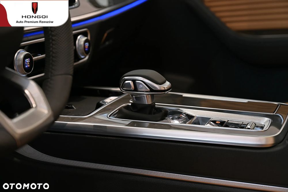 Hongqi HS5 2.0T AWD - 7