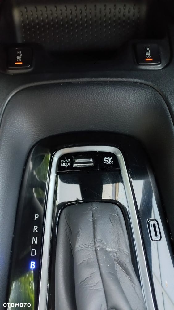 Toyota Corolla 1.8 Hybrid GPF Comfort - 30
