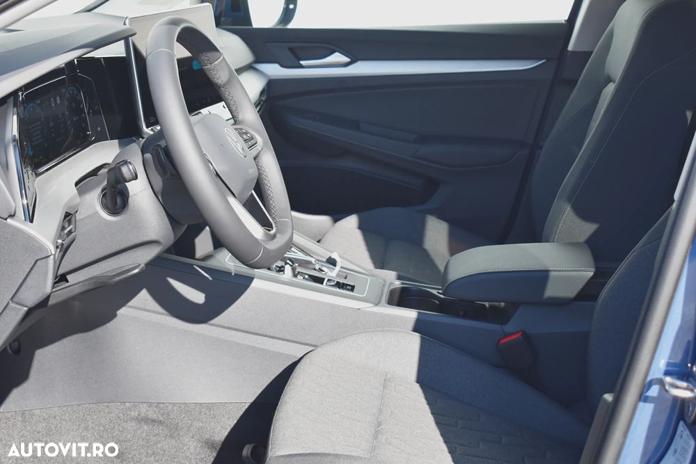 Volkswagen Golf 1.5 eTSI DSG MHEV Life - 5