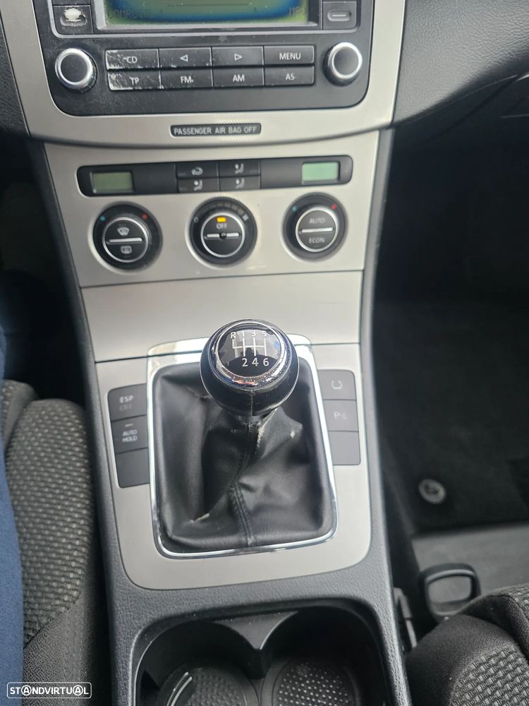 VW Passat 2.0 TDI Highline IM - 17