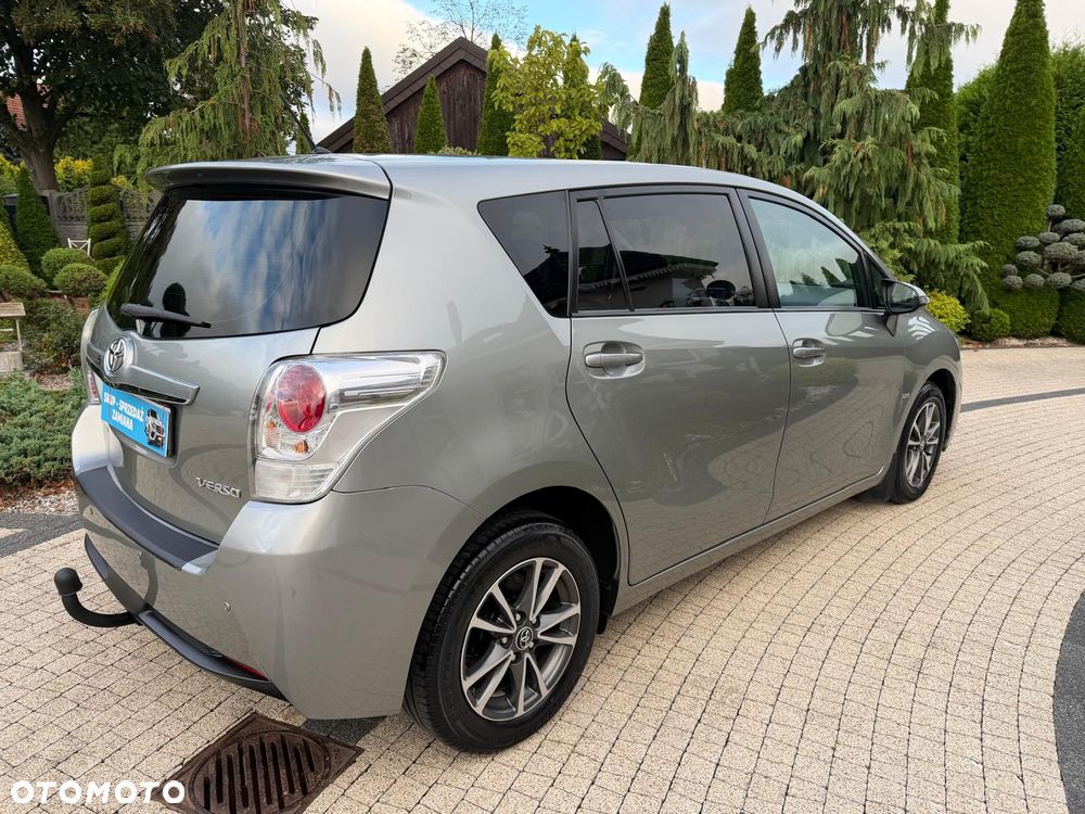 Toyota Verso 2.0 D-4D 5-Sitzer - 20