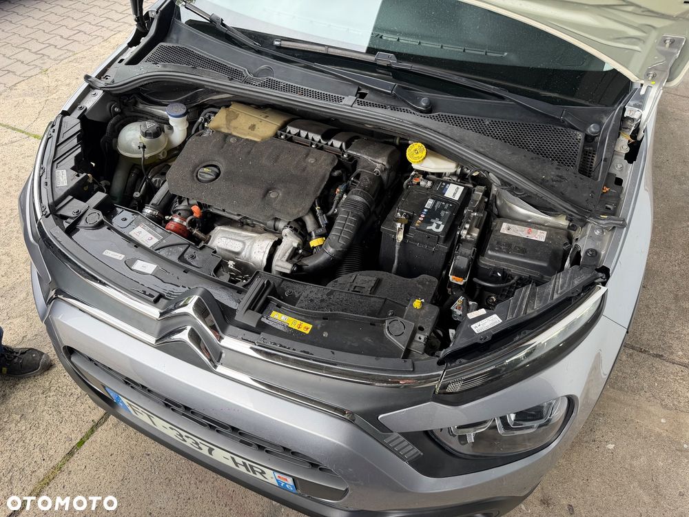 Citroën C3 BlueHDi 100 S&S SHINE - 33
