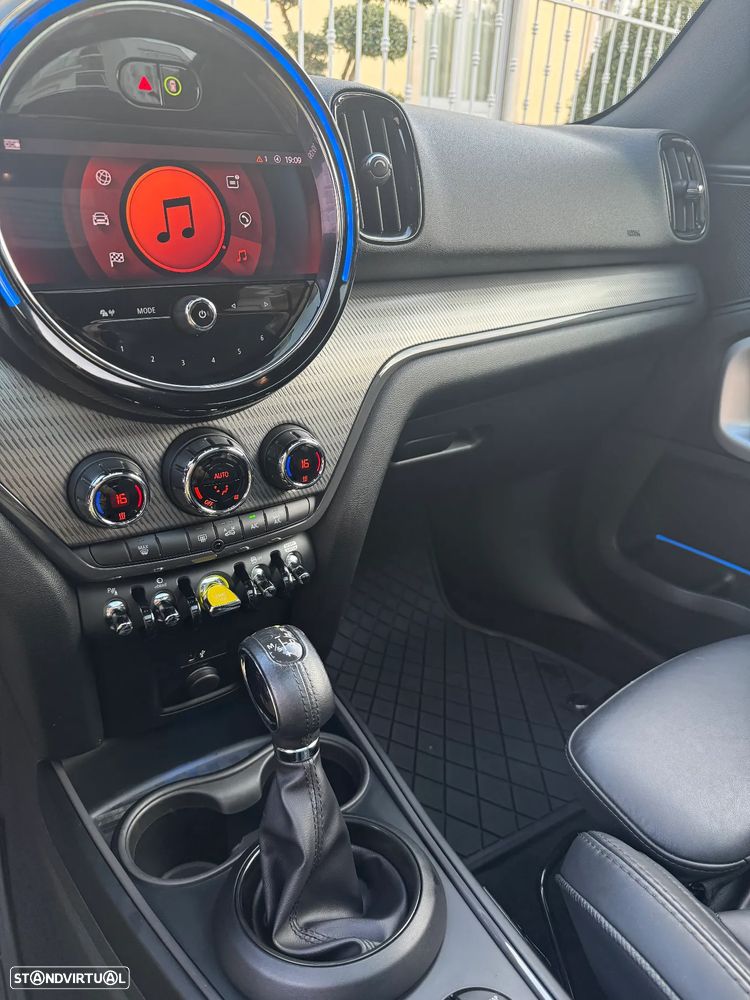 MINI Countryman - 18