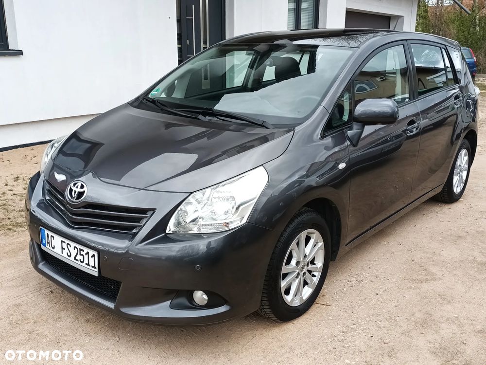 Toyota Verso 1.8 5-Sitzer Executive - 12