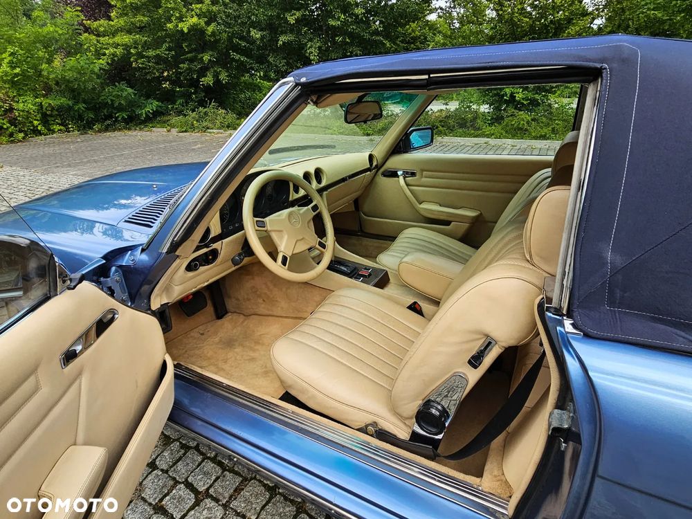 Mercedes-Benz SL - 12