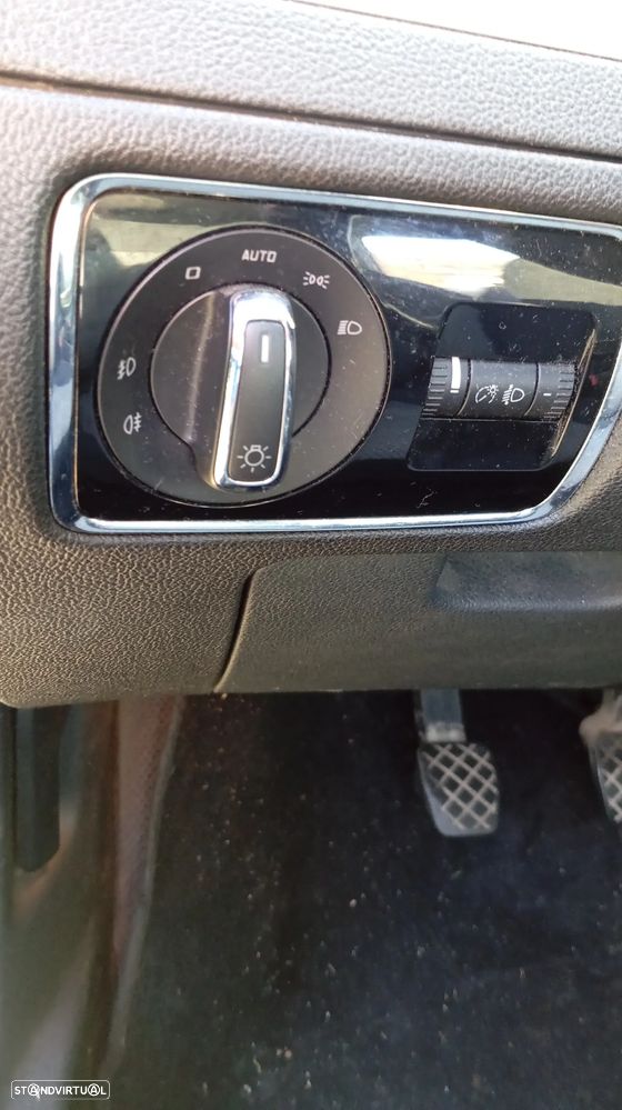 Skoda Superb Break 2.0 TDI Ambition - 23