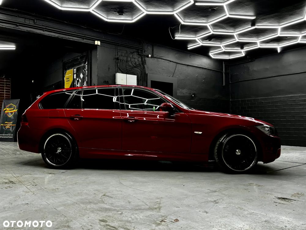 BMW Seria 3 335xi - 11