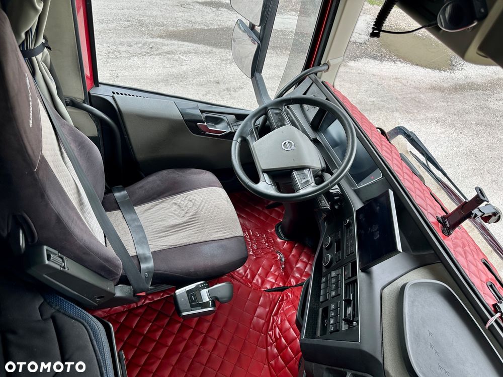 Volvo FH - 10
