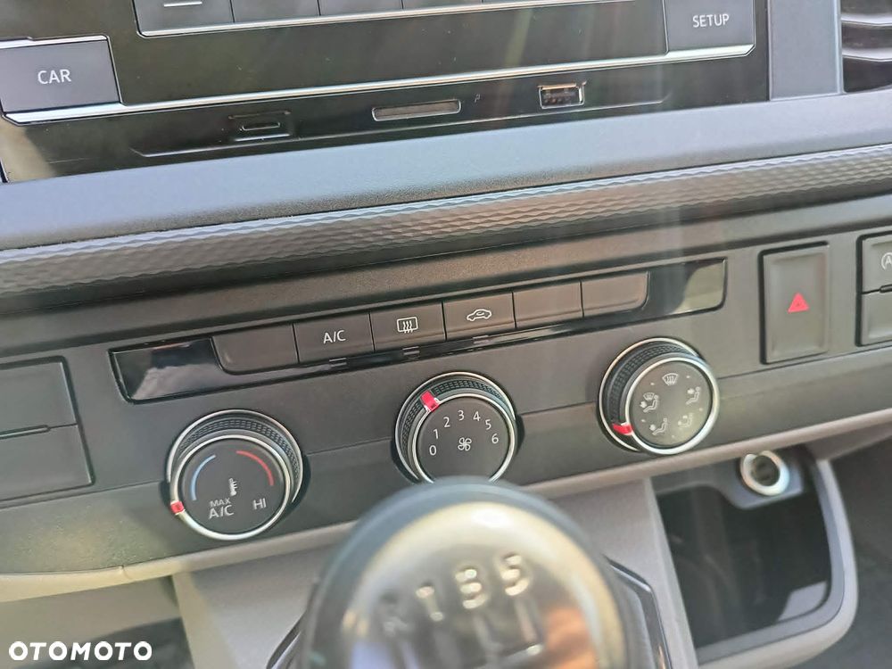 Volkswagen Transporter - 19