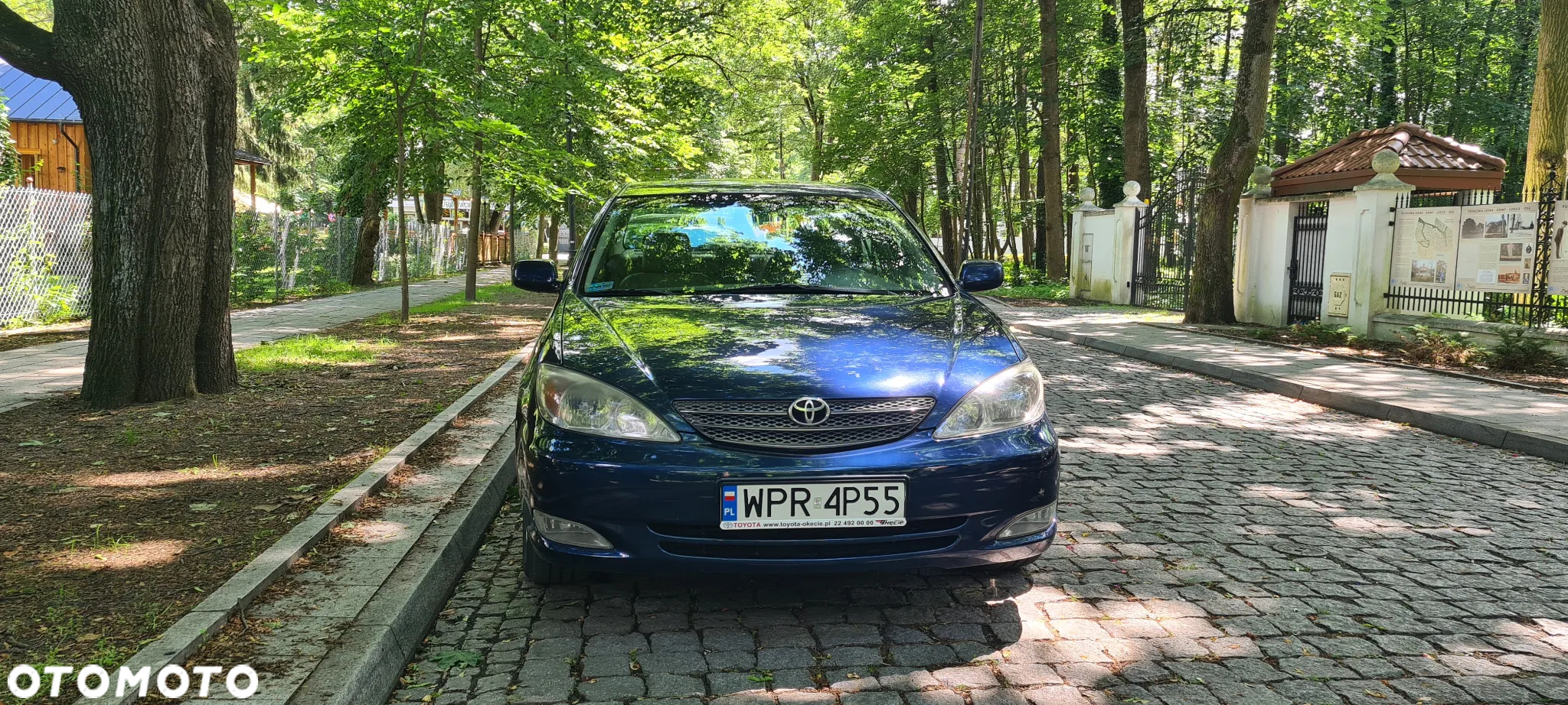 Toyota Camry 3.0 V6 - 16