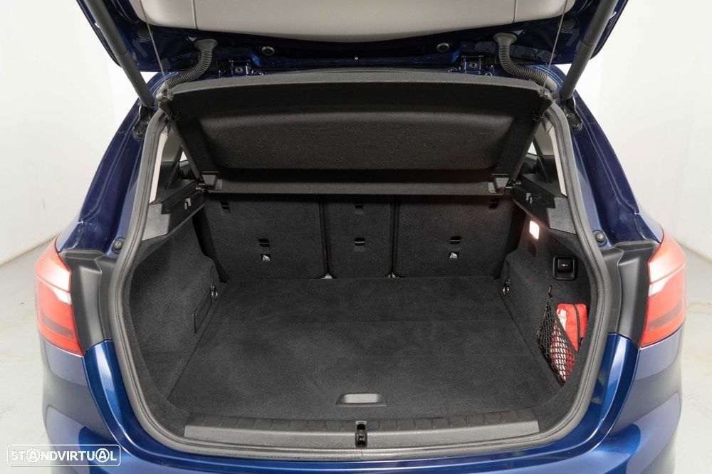 BMW 225xe Active Tourer Advantage - 13