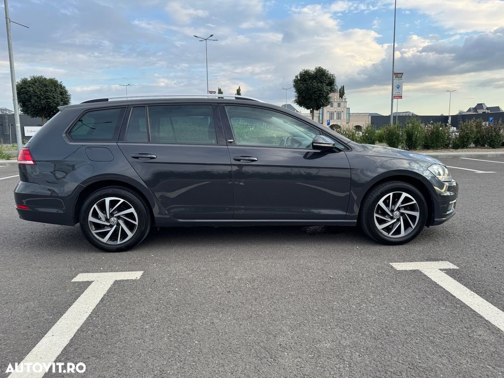Volkswagen Golf 1.6 TDI Comfortline - 4