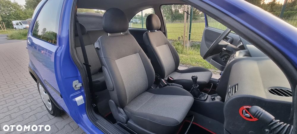Opel Corsa - 24