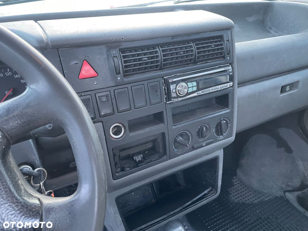 Volkswagen Transporter T4 - 13