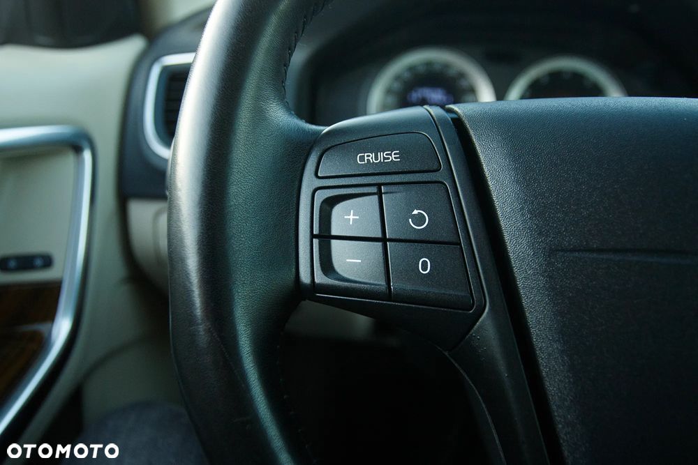 Volvo S60 T6 AWD Summum - 32