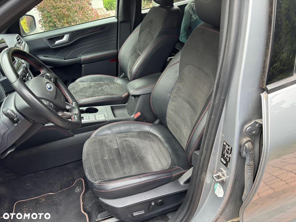 Ford Kuga 2.5P PHEV FWD ST-Line X - 15