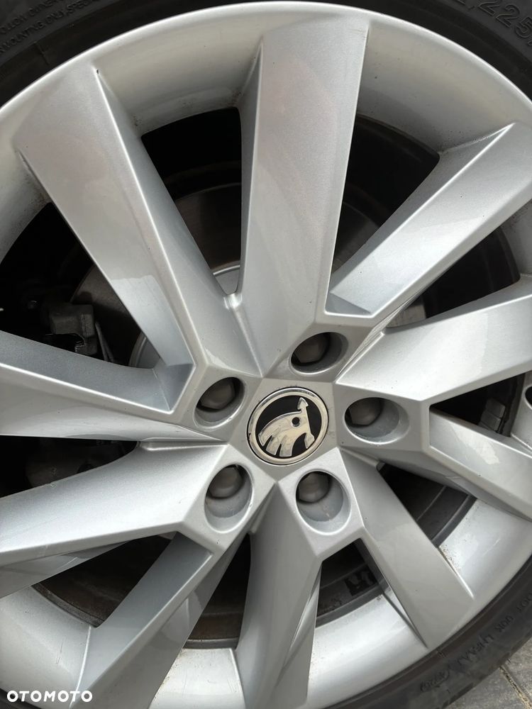 Skoda Superb 1.5 TSI ACT Ambition - 18