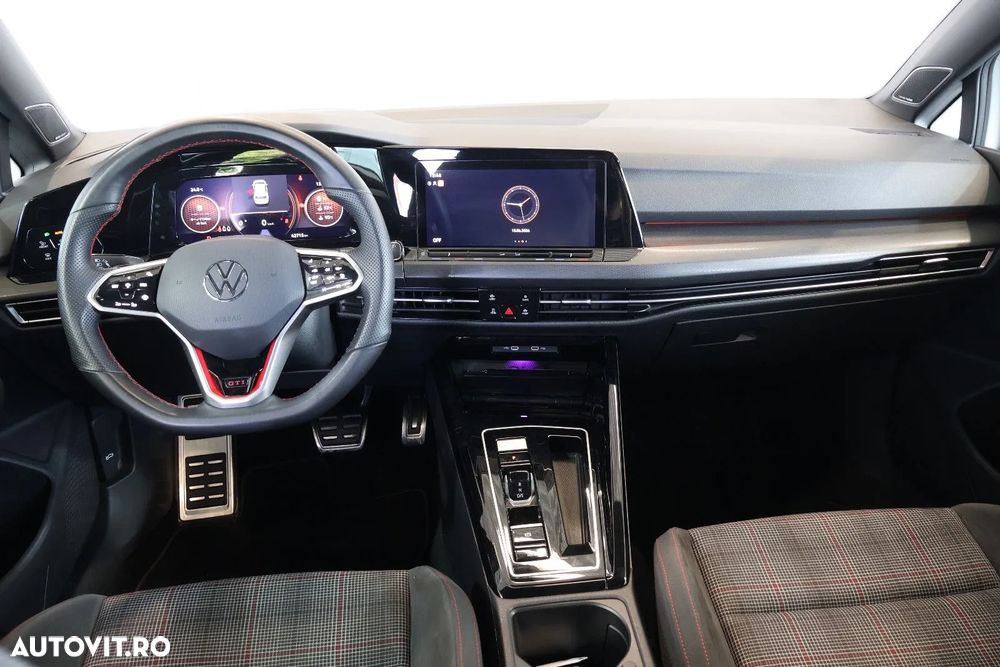 Volkswagen Golf 2.0 TSI OPF DSG GTI - 12