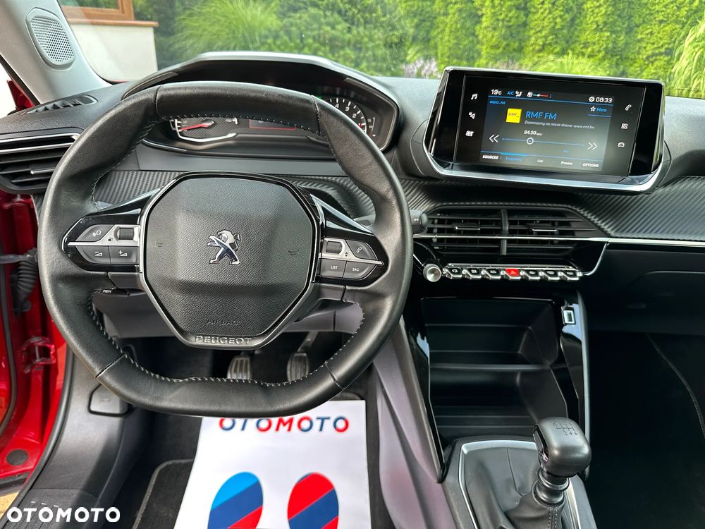Peugeot 2008 1.2 Pure Tech GPF Allure S&S - 25