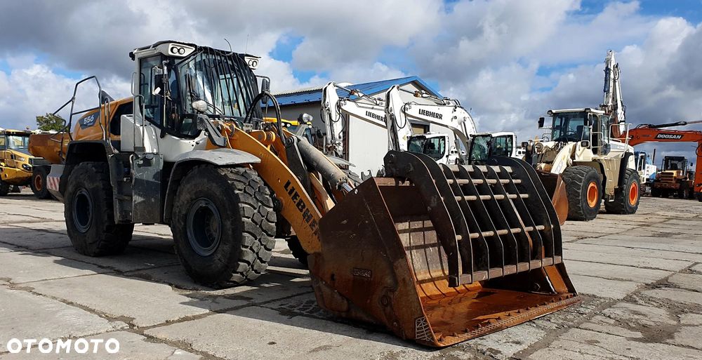 Liebherr L556 - 10