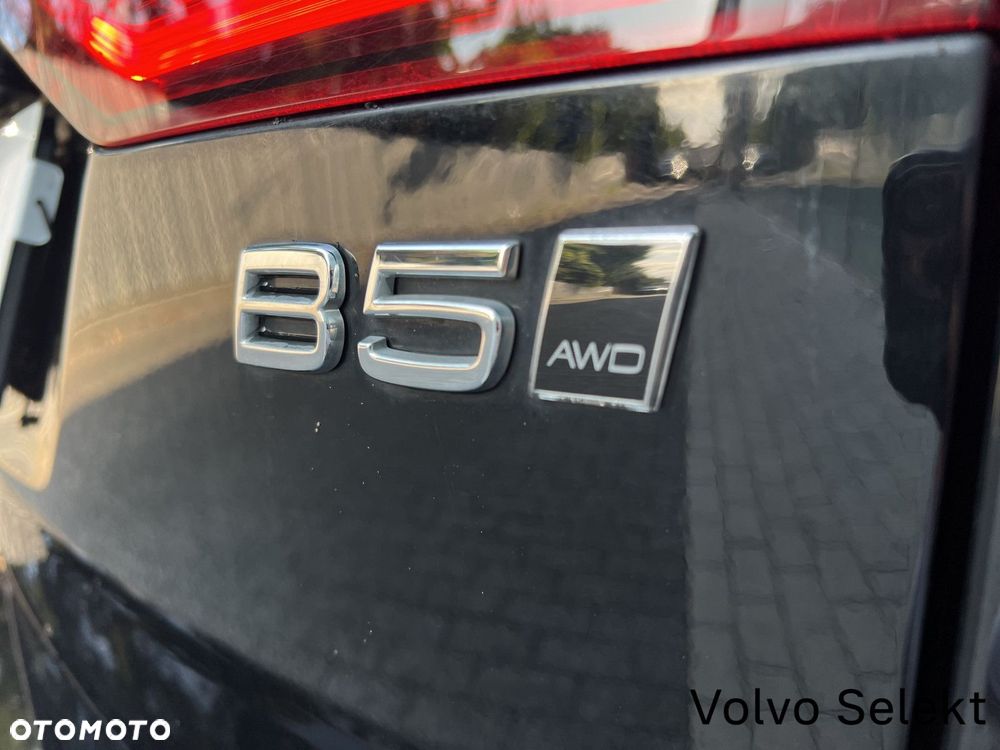 Volvo V60 B5 B AWD R-Design - 29