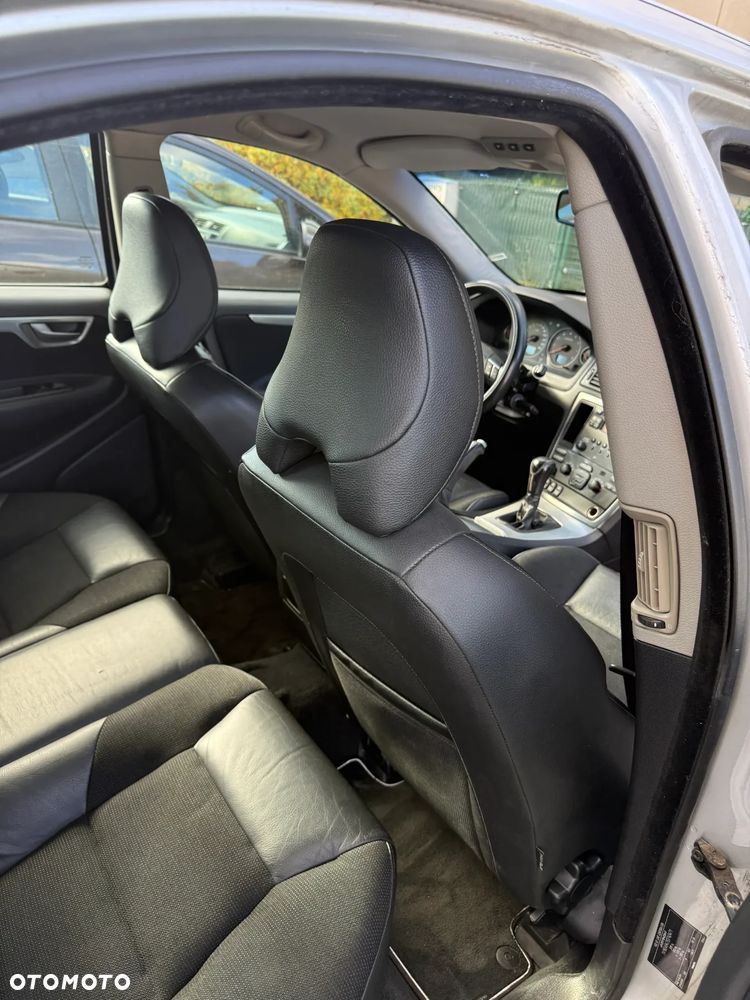 Volvo S60 2.0T Kinetic - 17