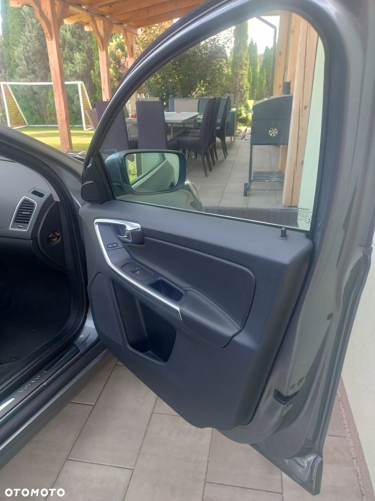 Volvo XC 60 D3 Drive-E Kinetic - 18