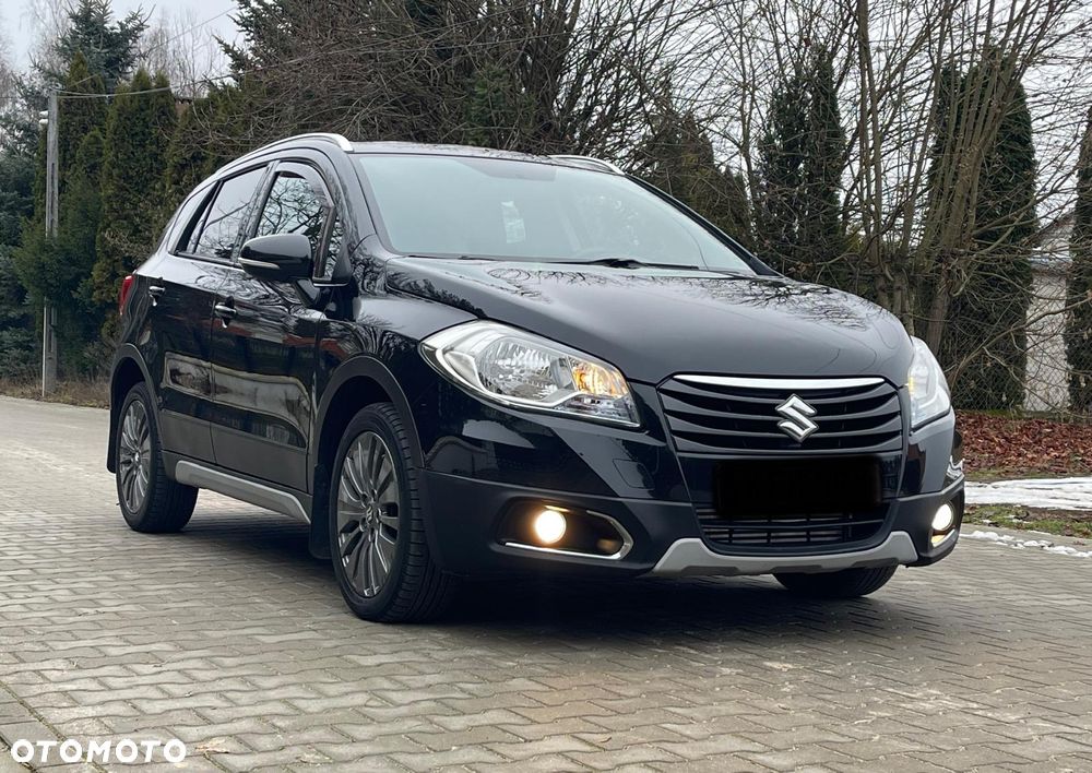 Suzuki SX4 S-Cross 1.6 DDiS TCSS 4x4 Comfort+ - 4