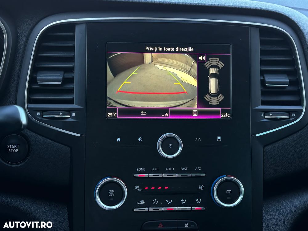 Renault Megane TCE 140 Equilibre - 21