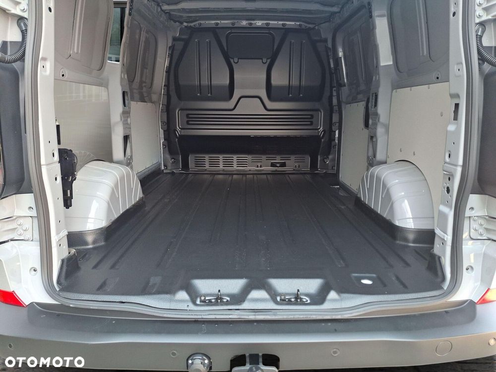 Volkswagen Transporter Furgon 2.0 TDI 150 KM manual - 41